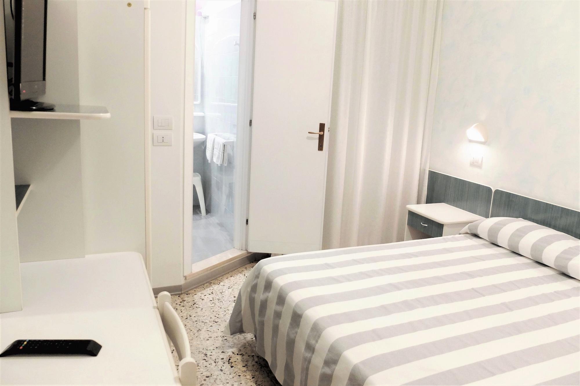 Hotel Aurea リミニ エクステリア 写真